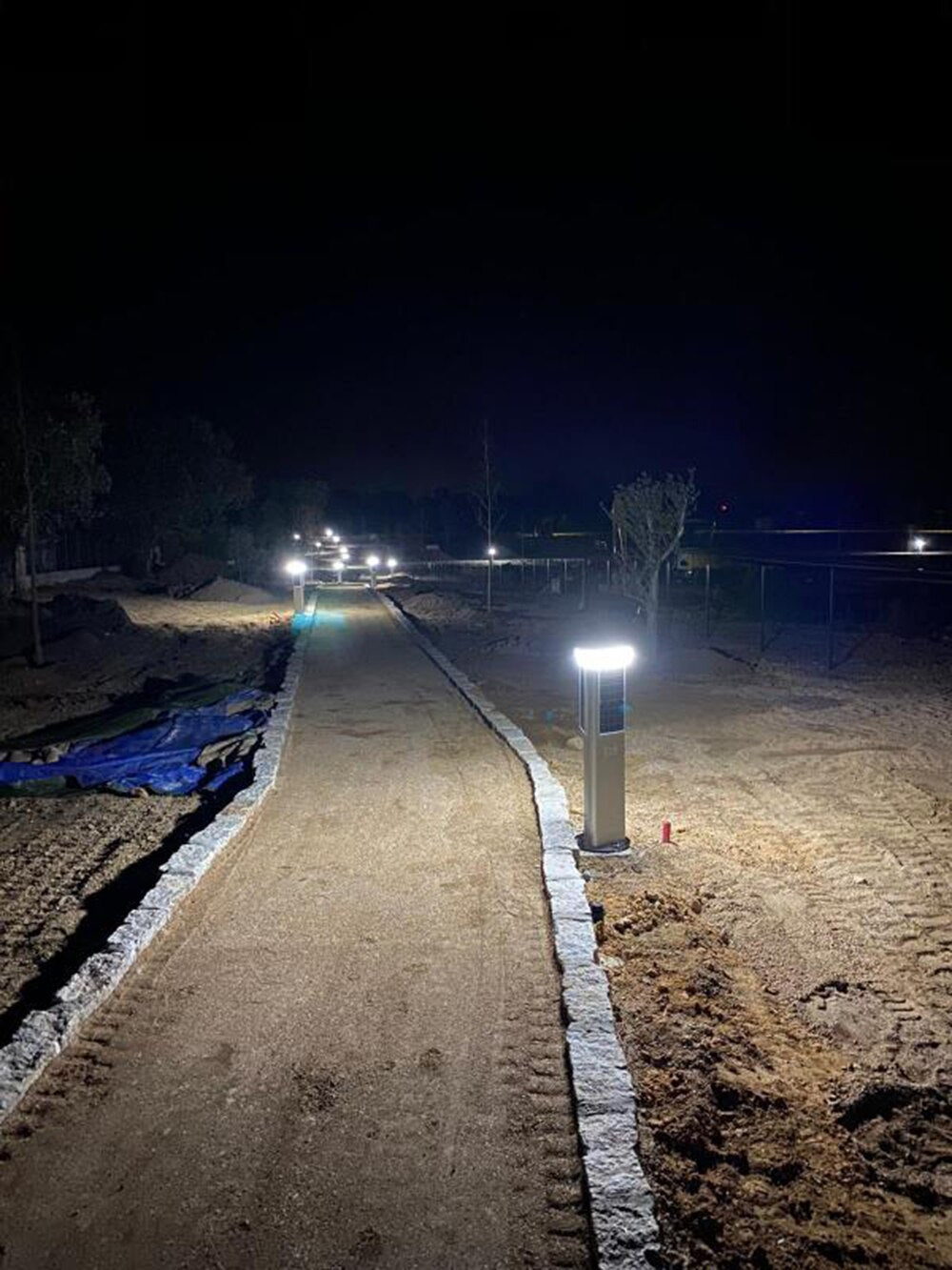 Vandal Resistance Heavy 1m Solar Lighting
