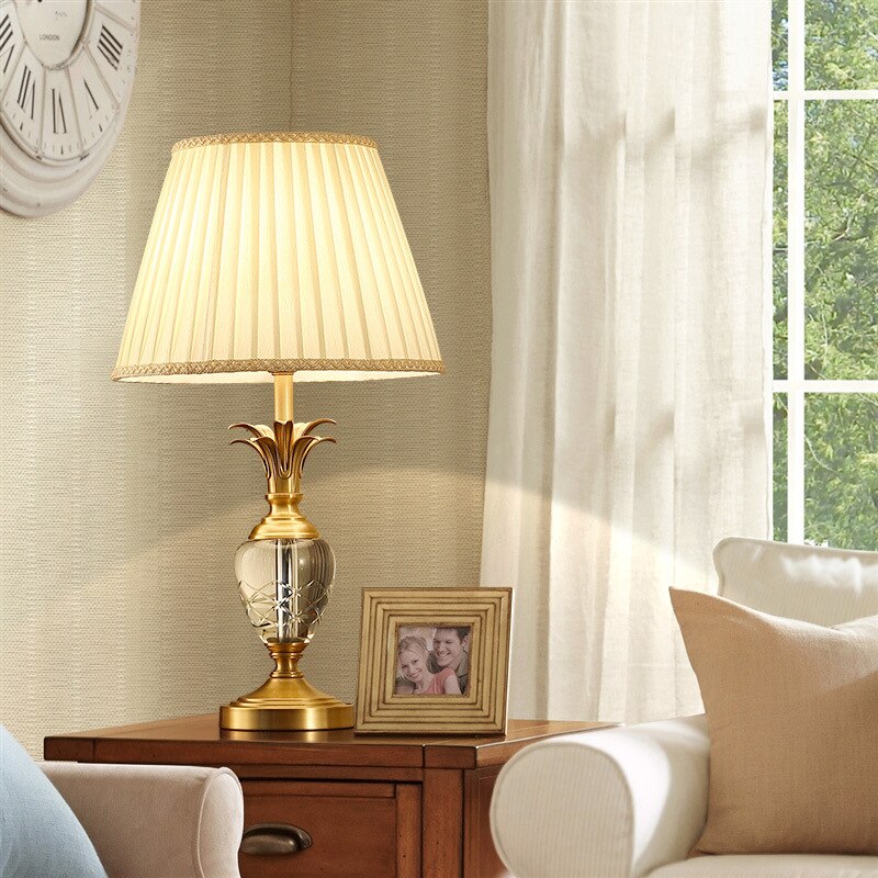 All copper solid pineapple crystal table lamp