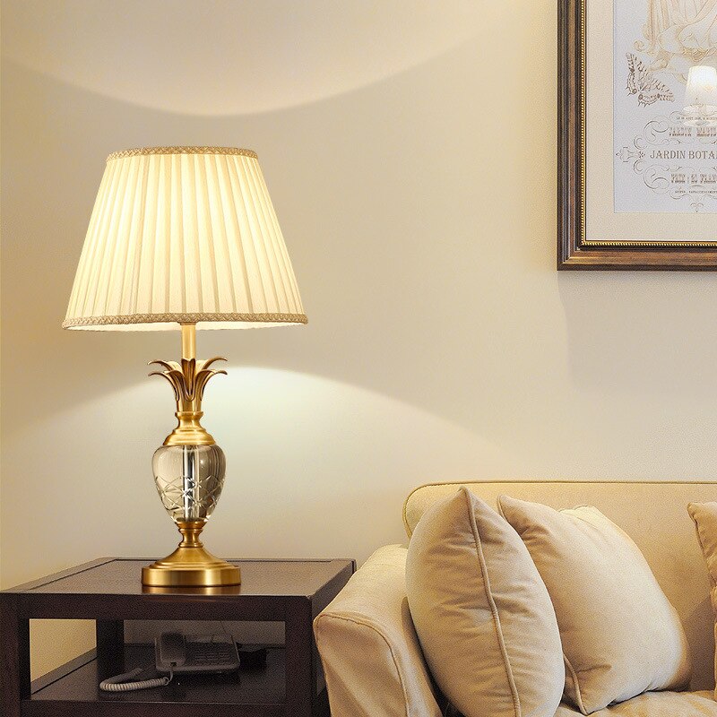 All copper solid pineapple crystal table lamp