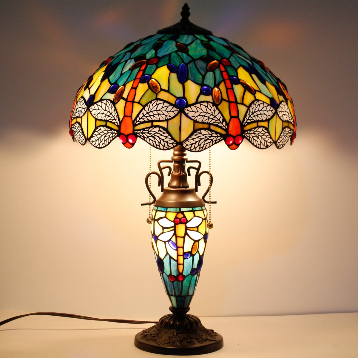 Tiffany Vase Table Lamp