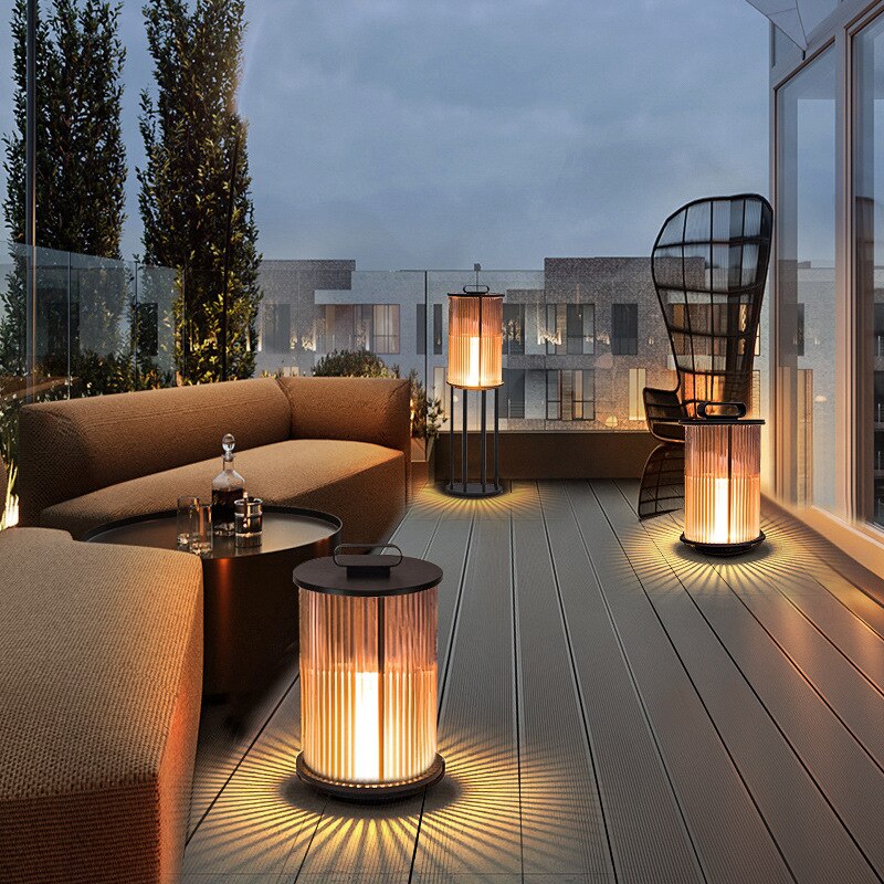 Solar Mediterranean Style Hotel Garden Lamps